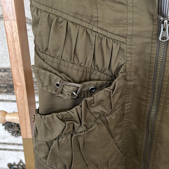 Nanette Lepore army green zip front vest. - Picture 7 of 11